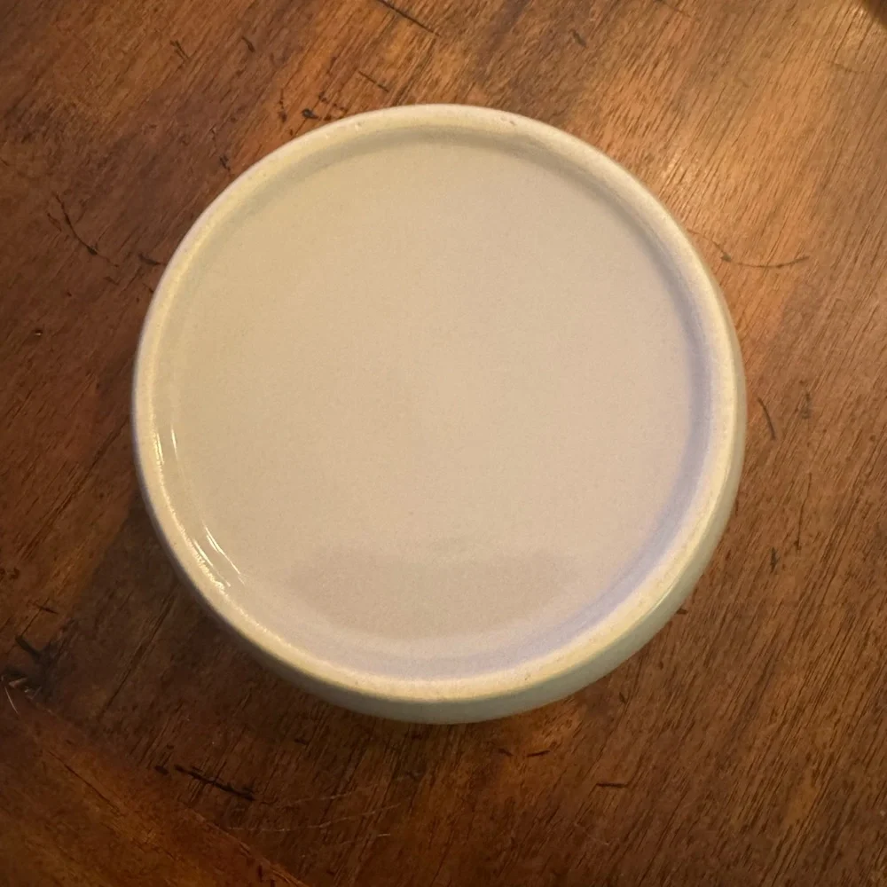 Bowl - Picture 4 of 4